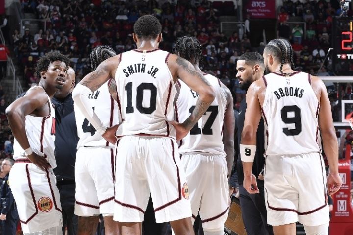 斯通：我们其实很喜欢交易前的阵容 想要KD但必须要以合理的价格