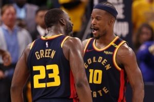 库里：巴追率队掌控了局势 我末节只需打两分钟比赛就失去悬念