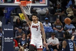 9分12板3帽！斯波：韦尔的表现非常棒 这就是一种进步